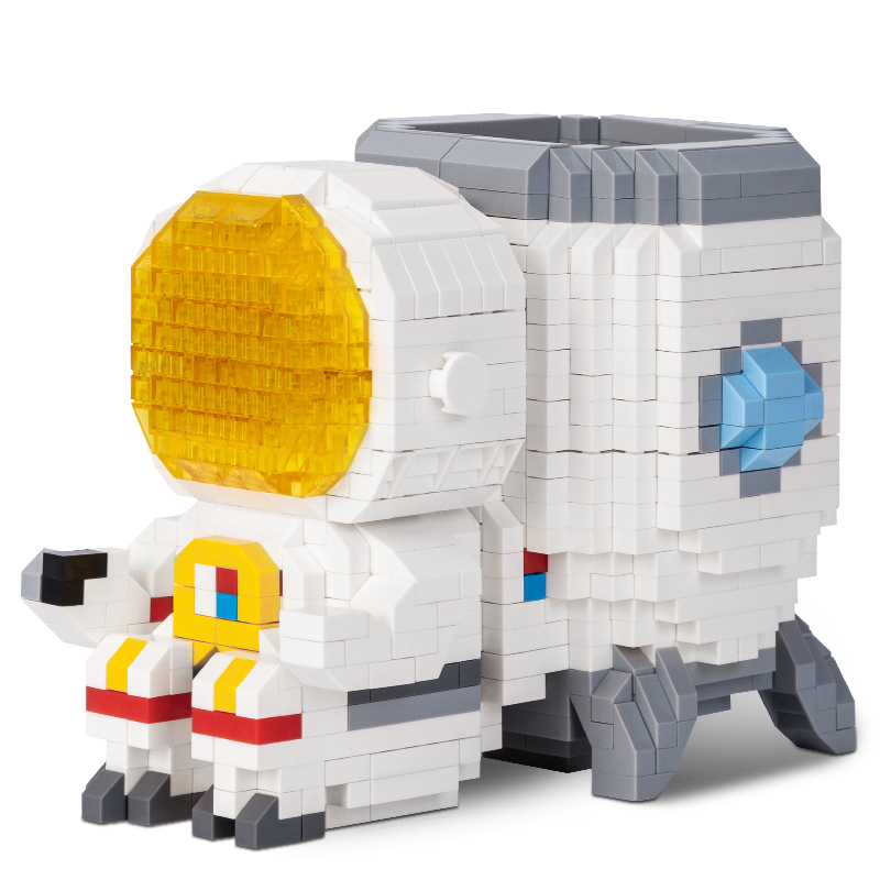 Deli-74602-5 Astronaut Bricks